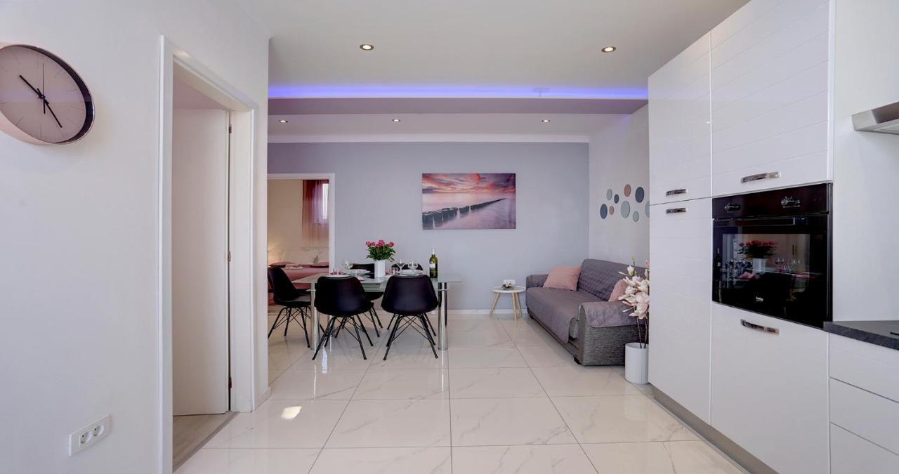 Adorable Apartment Ena Kastela Exterior photo
