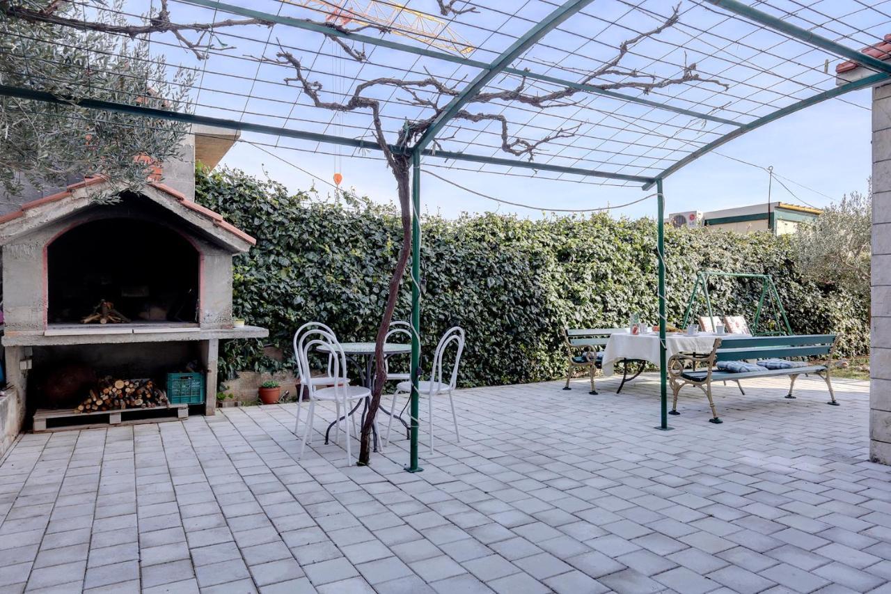 Adorable Apartment Ena Kastela Exterior photo